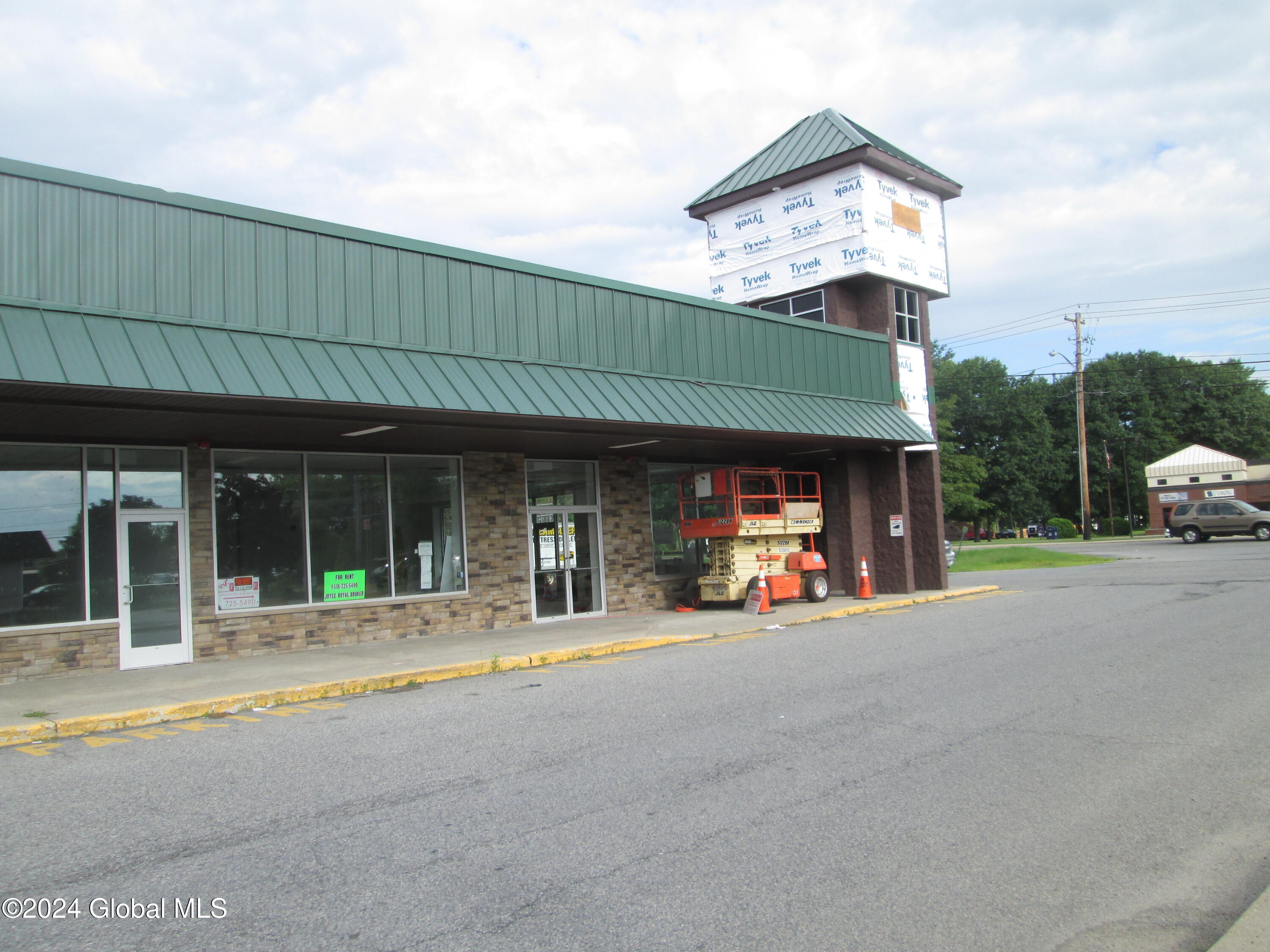95A West Avenue Saratoga NY 12866