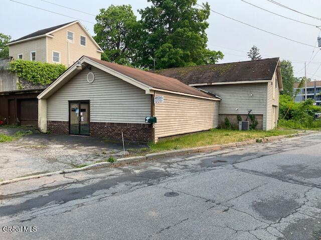 152 Henry Street Saratoga Springs NY 12866