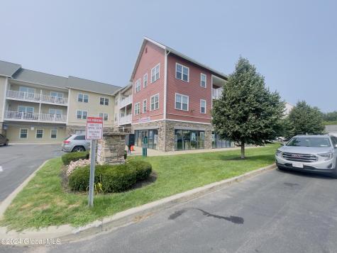 9 Hampstead Place Saratoga Springs NY 12866