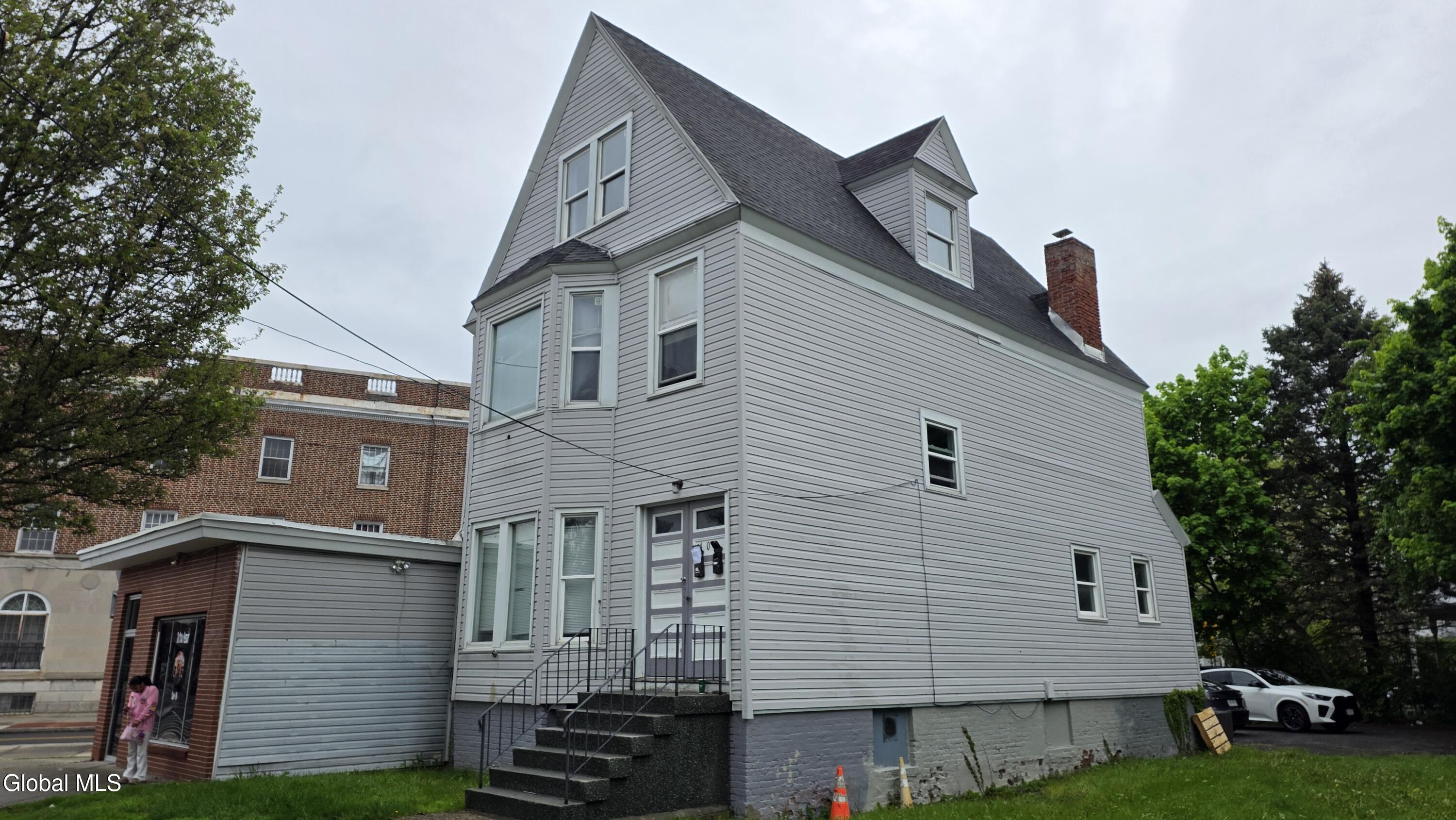 404 Delaware Avenue Albany NY 12209