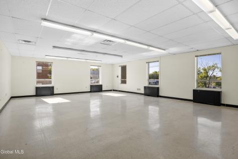 32 N Russell Road Albany NY 12205