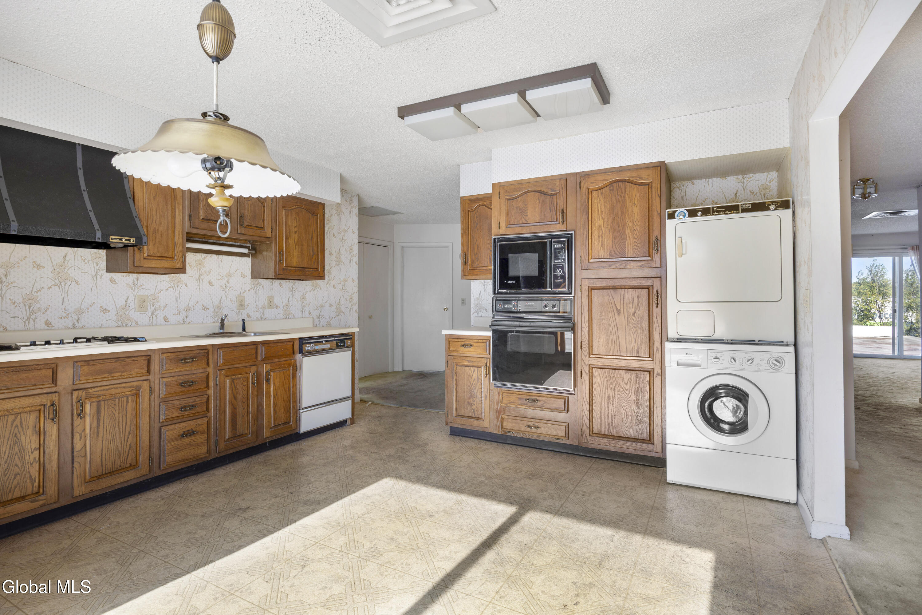 32 N Russell Road Albany NY 12205