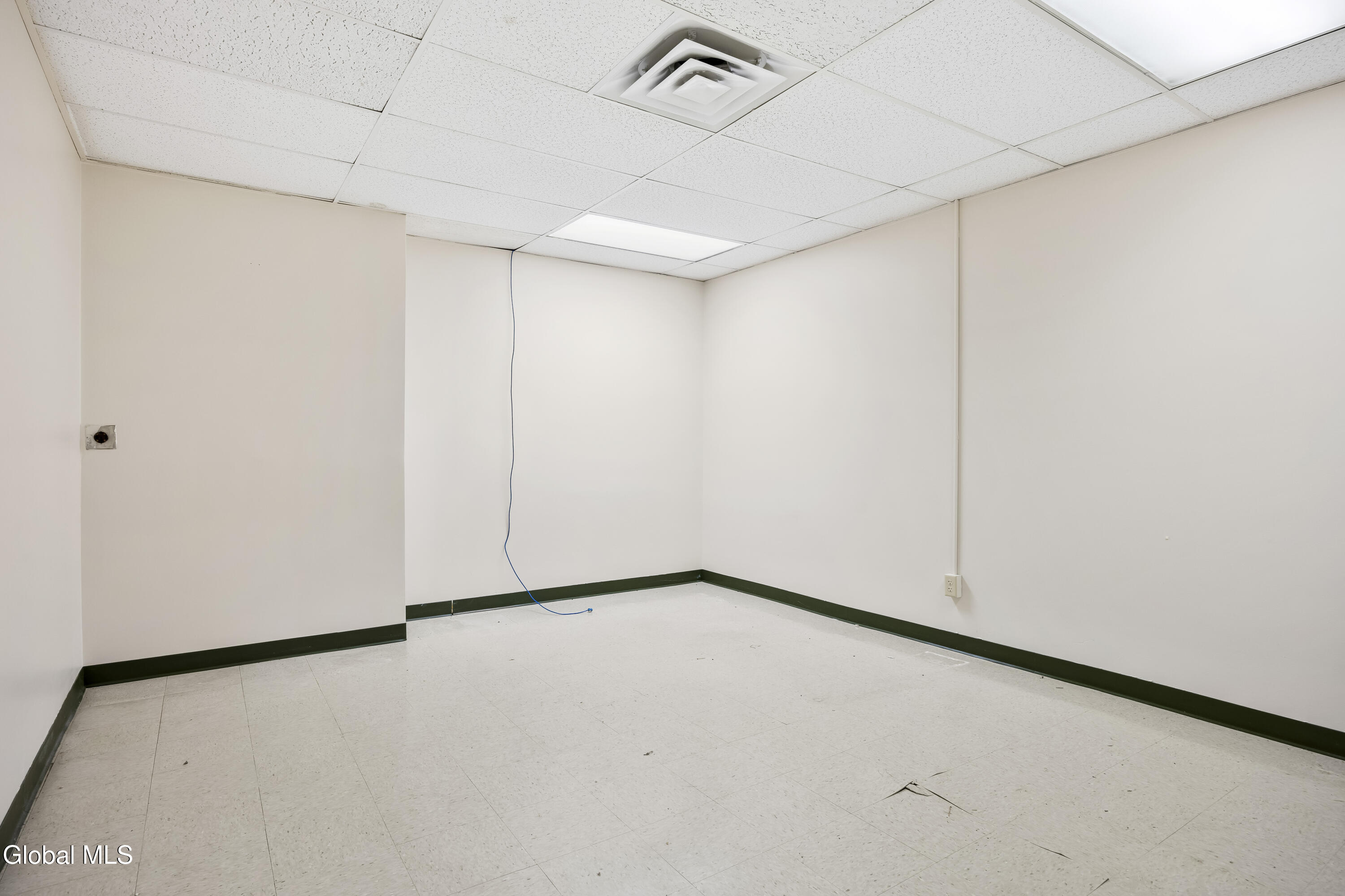 32 N Russell Road Albany NY 12205