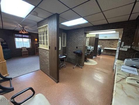 640 5th Avenue Troy NY 12182