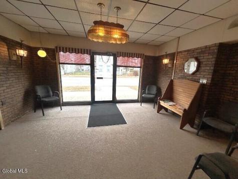 640 5th Avenue Troy NY 12182