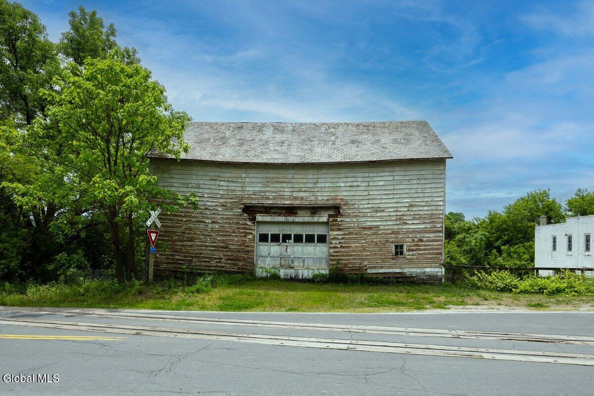 281 Chapman Drive Amsterdam NY 12010