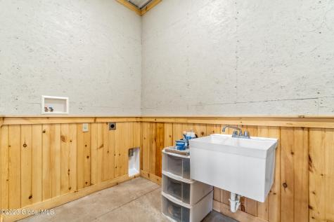 767 Grooms Road Rexford NY 12148