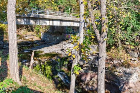 2478 Ny-145 East Durham NY 12423