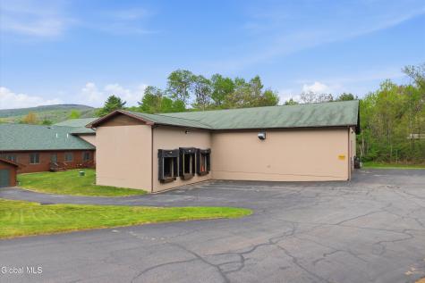 149 State Route 28n North Creek NY 12853
