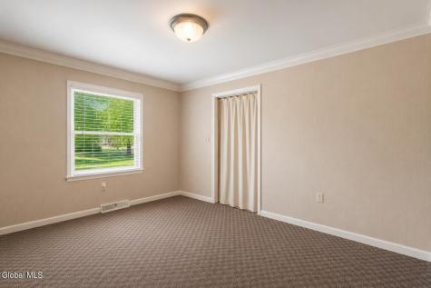 8 Medical Arts Lane Saratoga Springs NY 12866