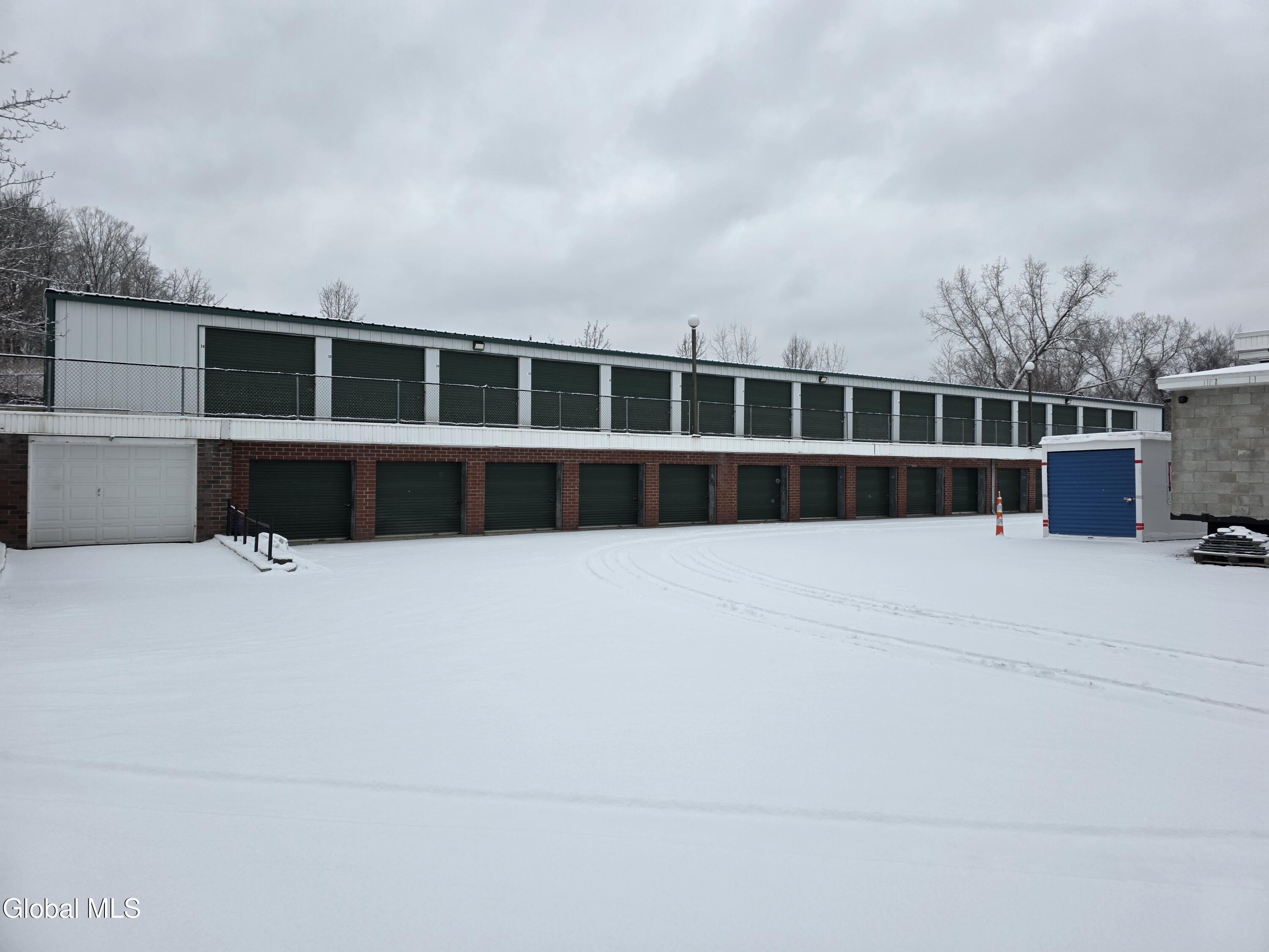 11 River Road Glenmont NY 12077