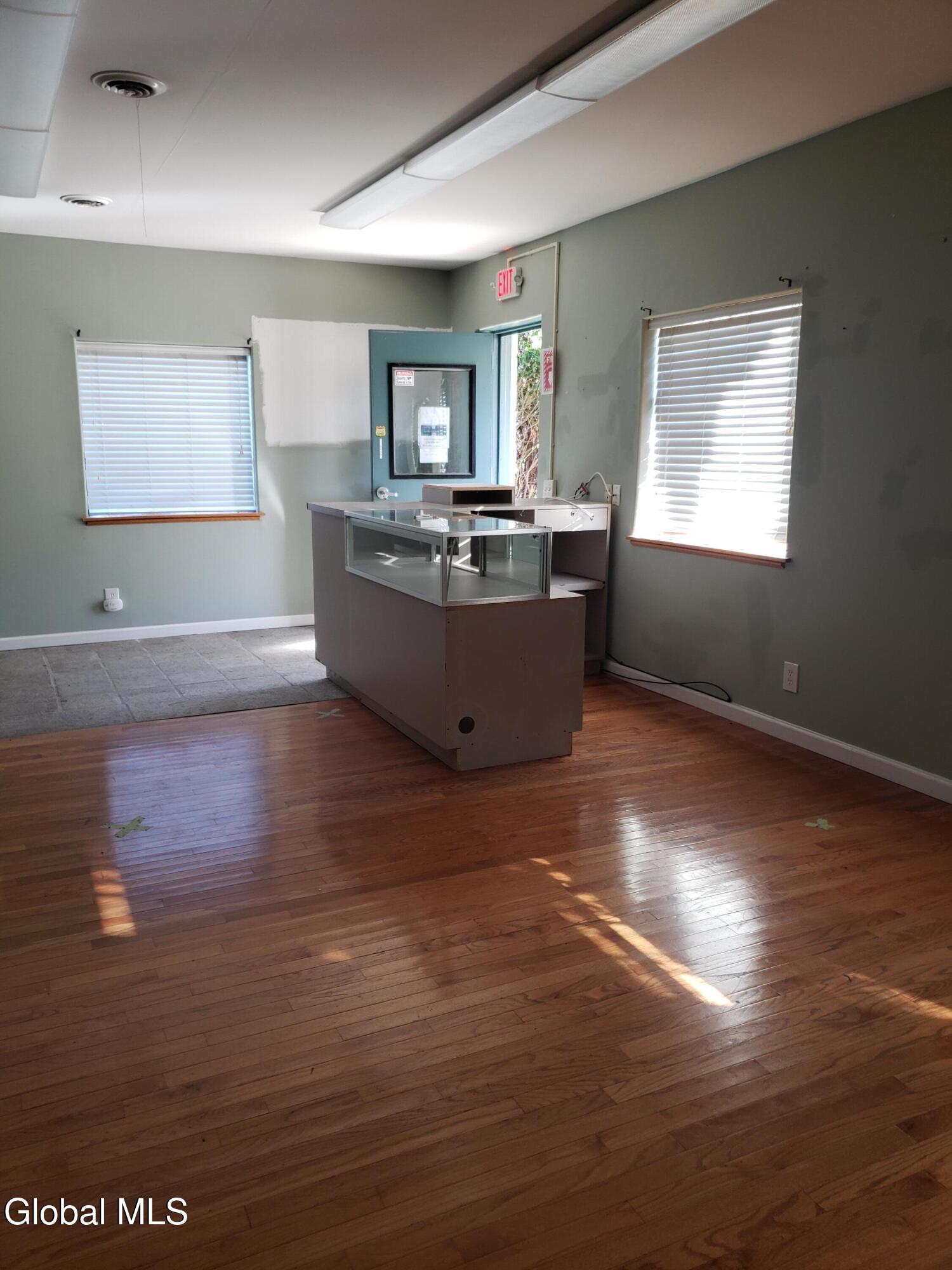11 River Road Glenmont NY 12077