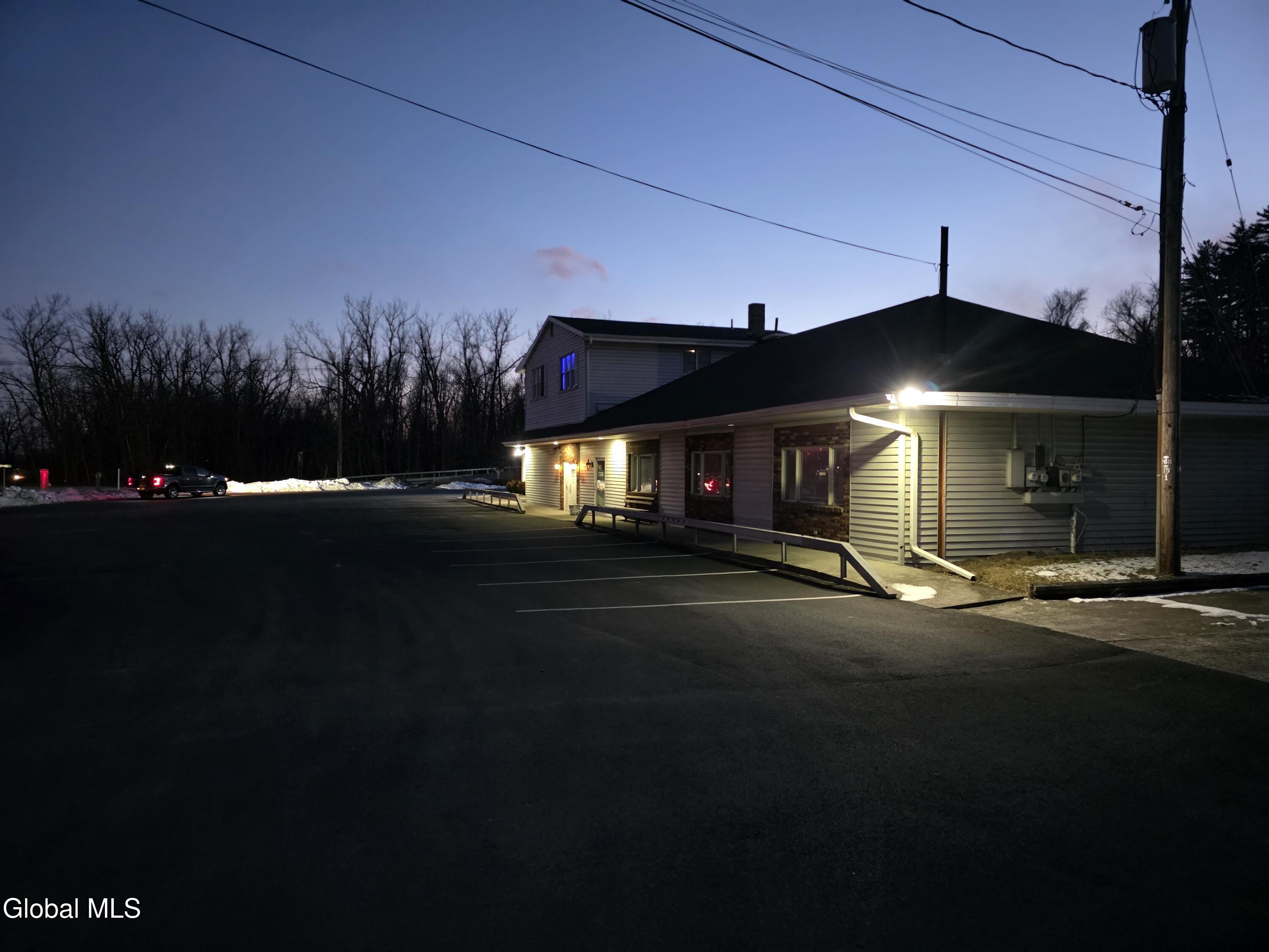 11 River Road Glenmont NY 12077