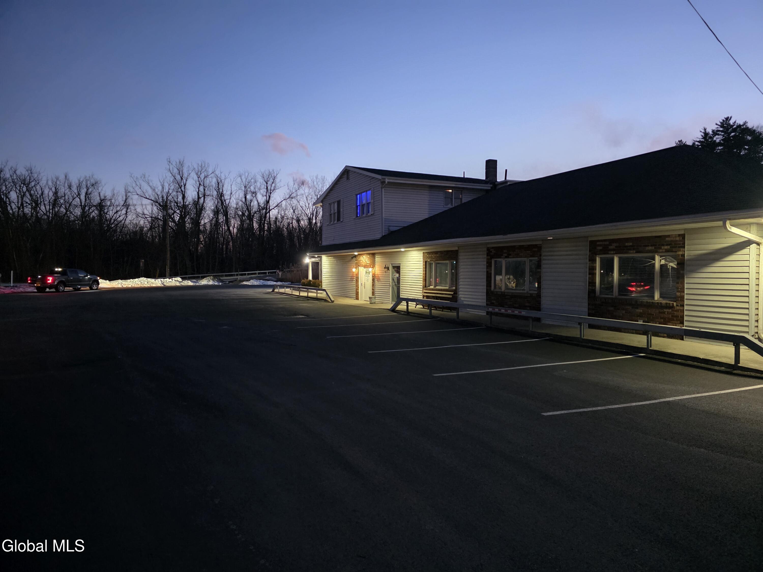11 River Road Glenmont NY 12077