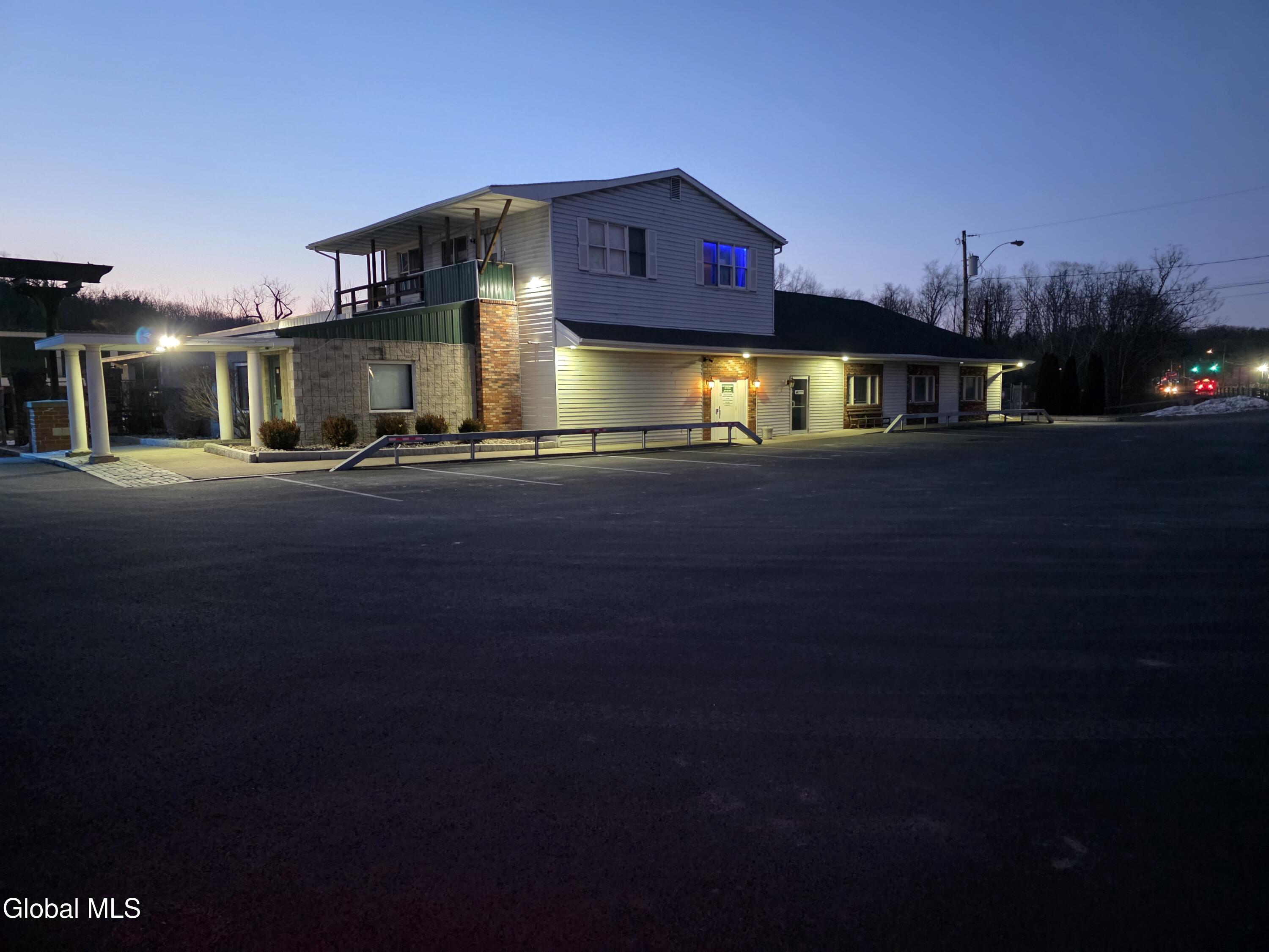 11 River Road Glenmont NY 12077