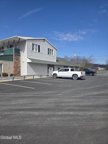 11 River Road Glenmont NY 12077