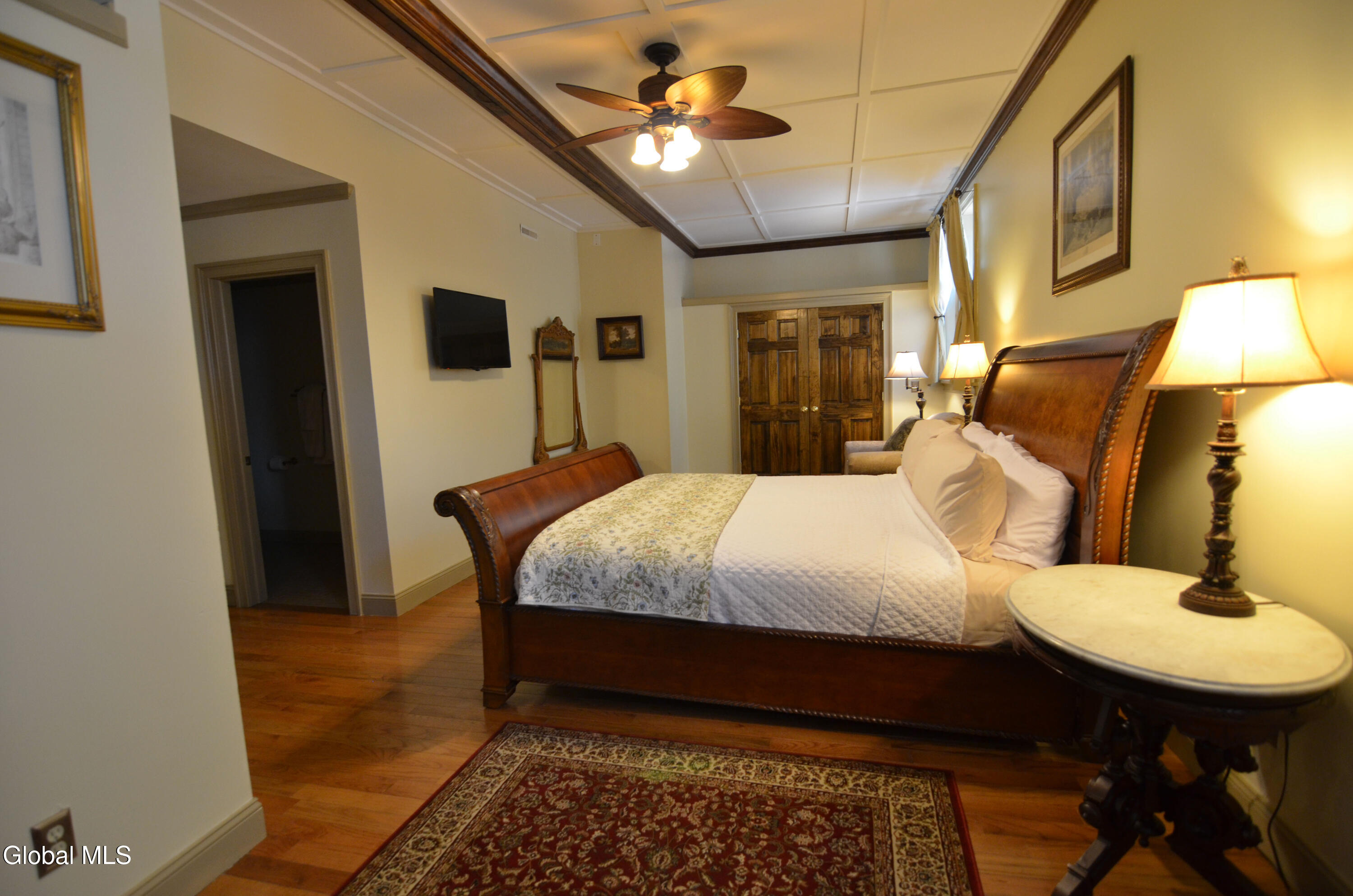 72 Union Avenue Saratoga Springs NY 12866