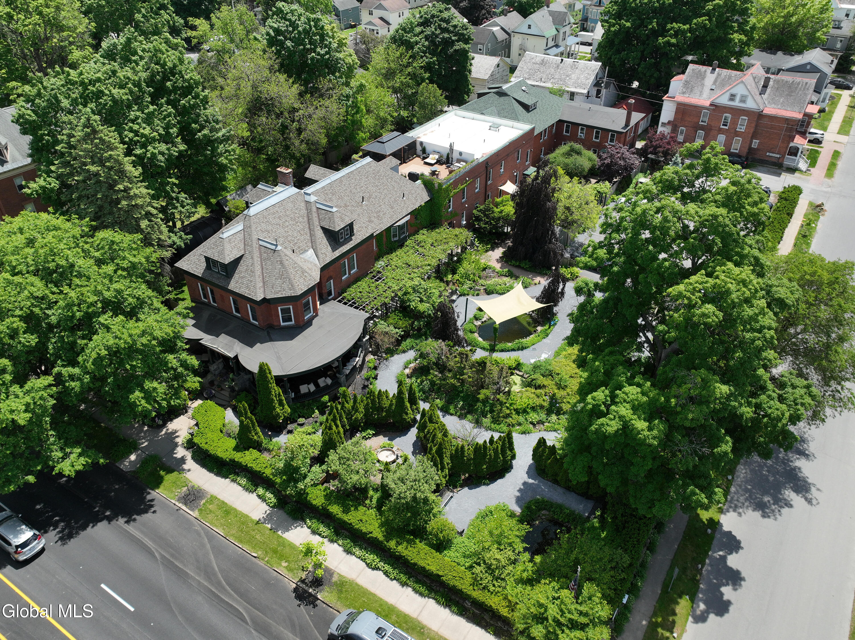 72 Union Avenue Saratoga Springs NY 12866