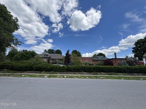 72 Union Avenue Saratoga Springs NY 12866