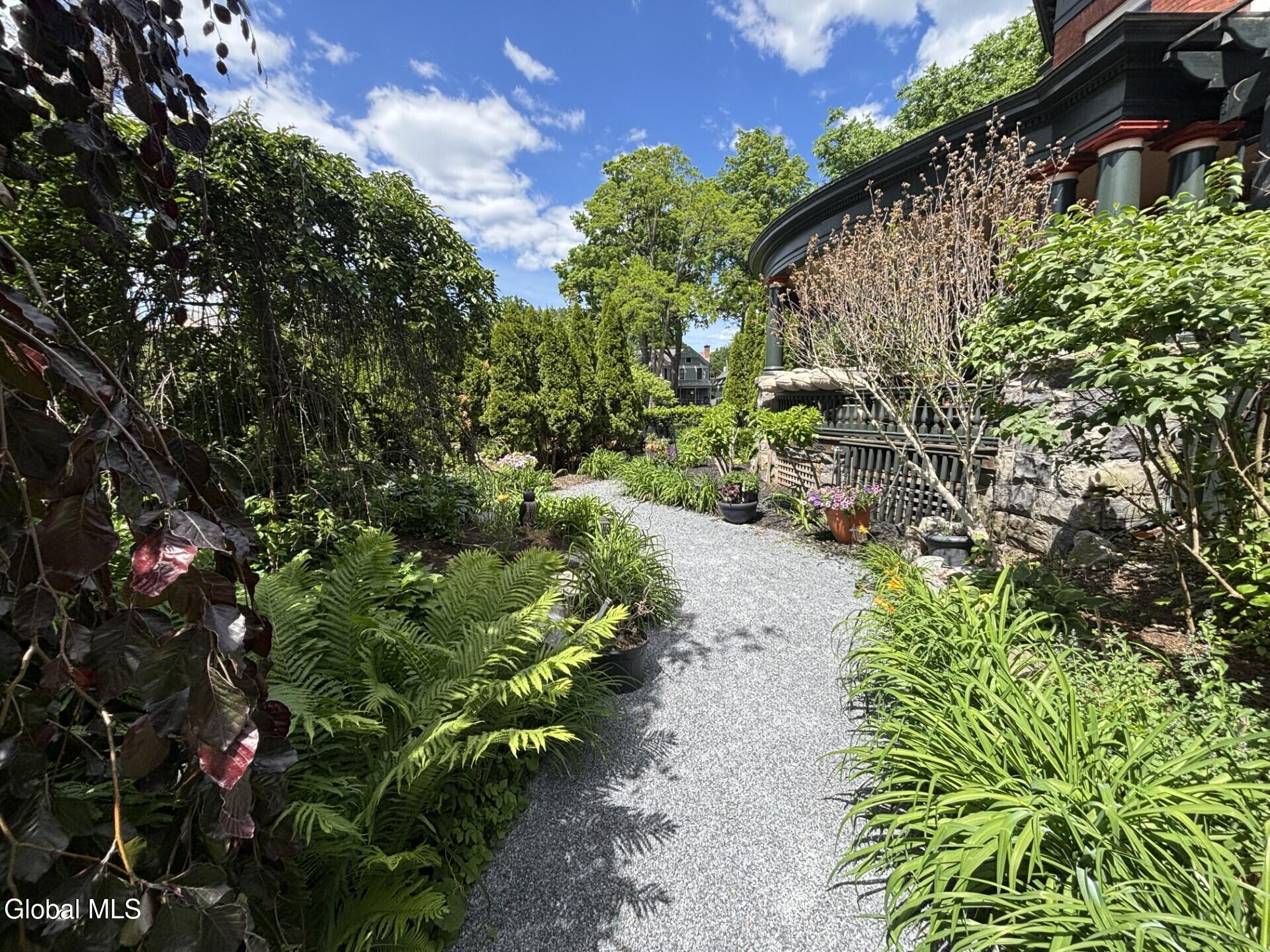 72 Union Avenue Saratoga Springs NY 12866