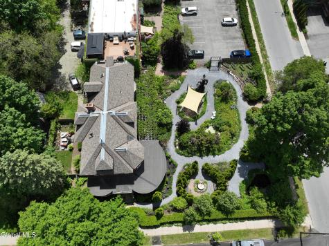 72 Union Avenue Saratoga Springs NY 12866