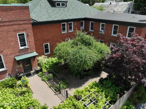 72 Union Avenue Saratoga Springs NY 12866