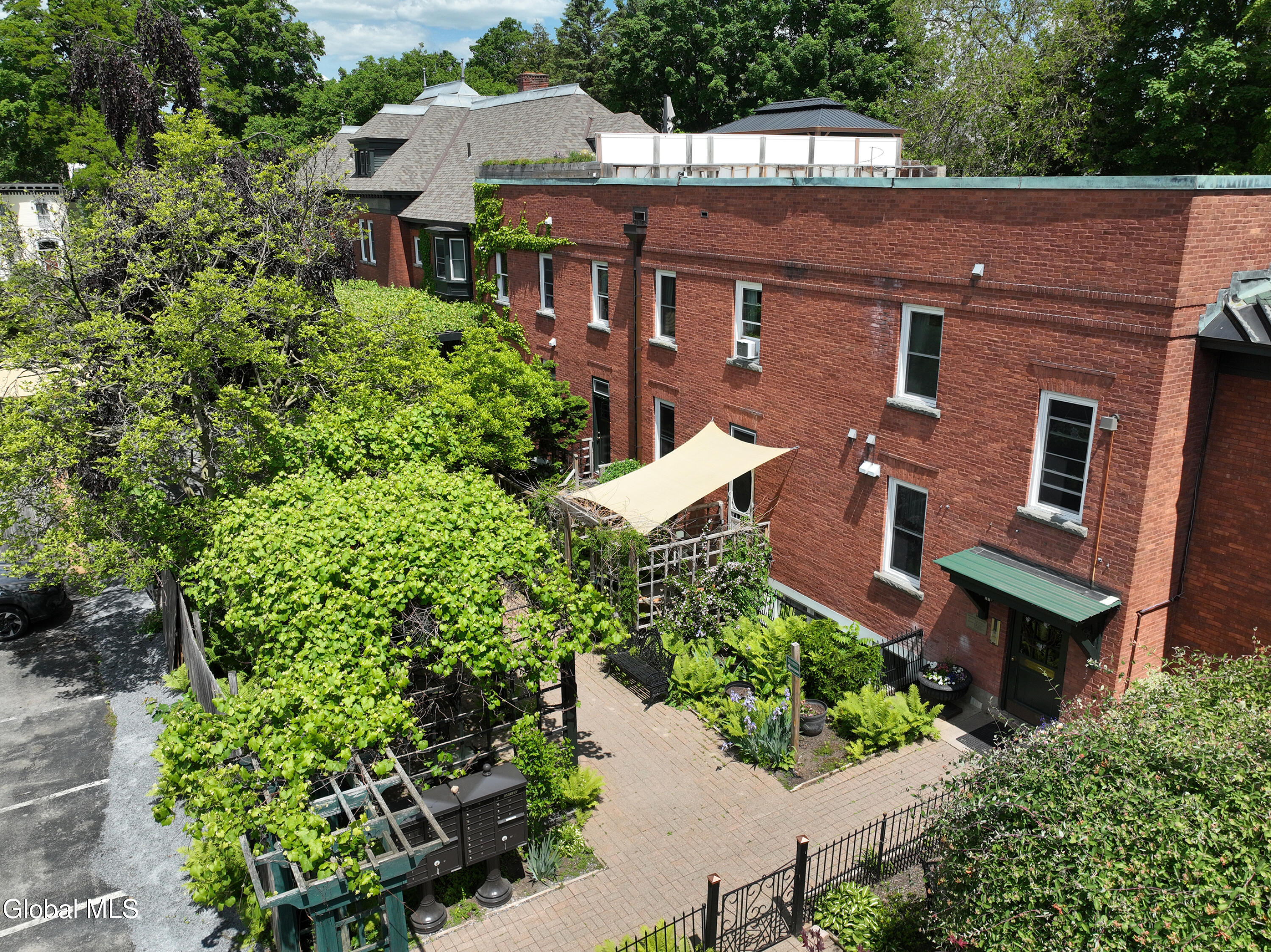 72 Union Avenue Saratoga Springs NY 12866
