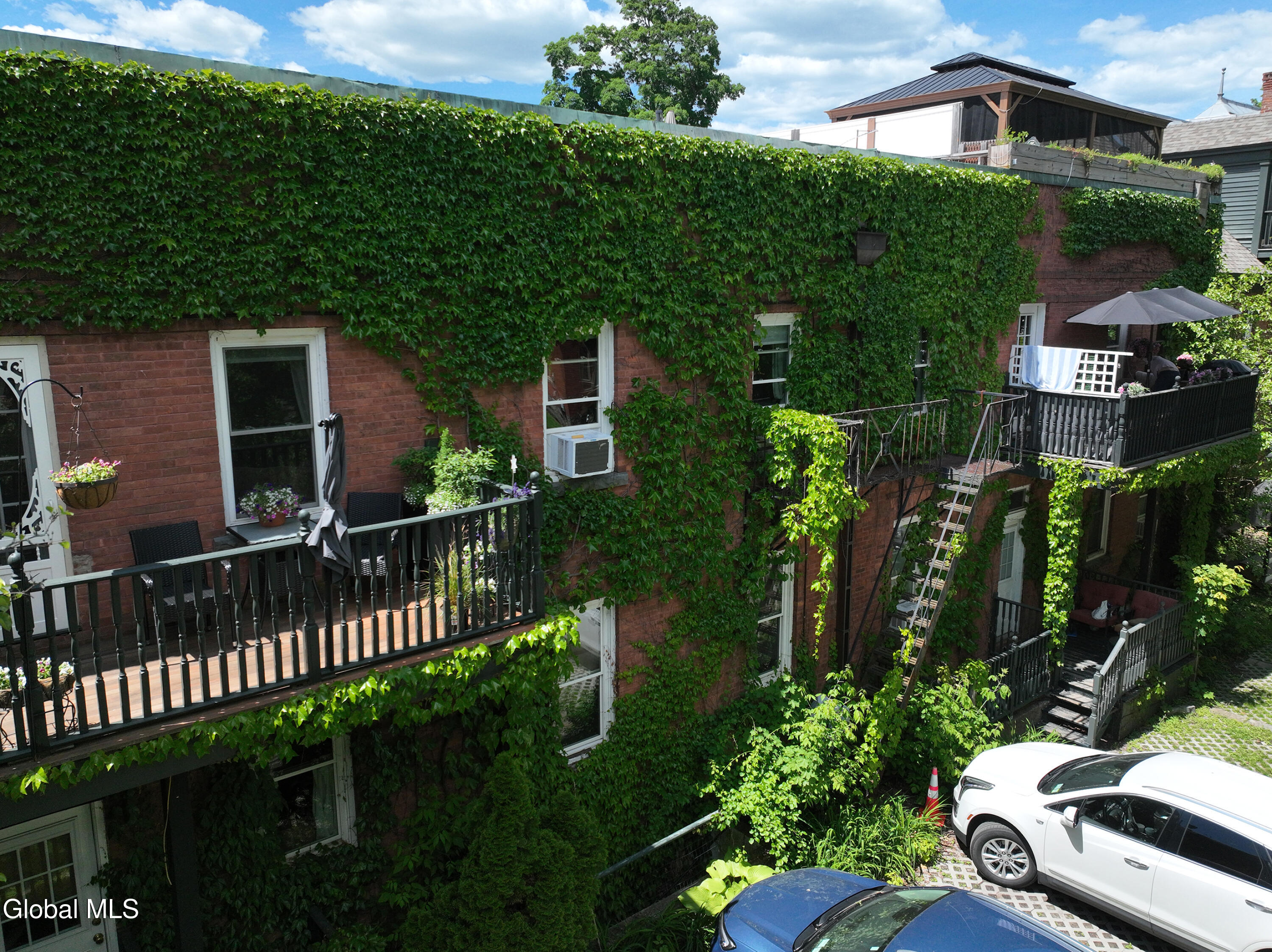 72 Union Avenue Saratoga Springs NY 12866
