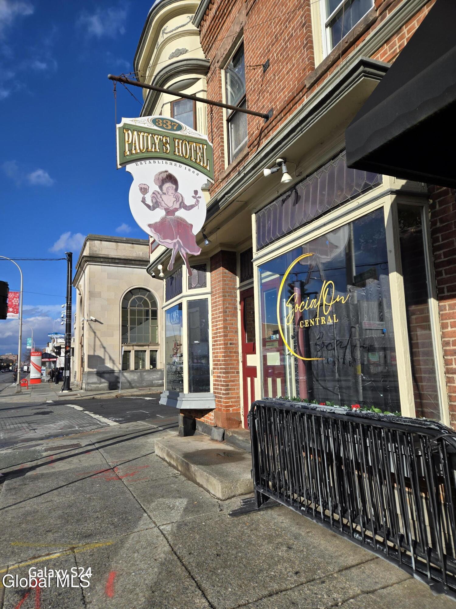 337 Central Avenue Albany NY 12206