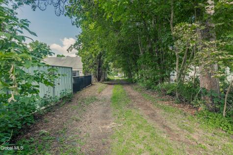 L11 New York 30a Streeter Road Fonda NY 12068