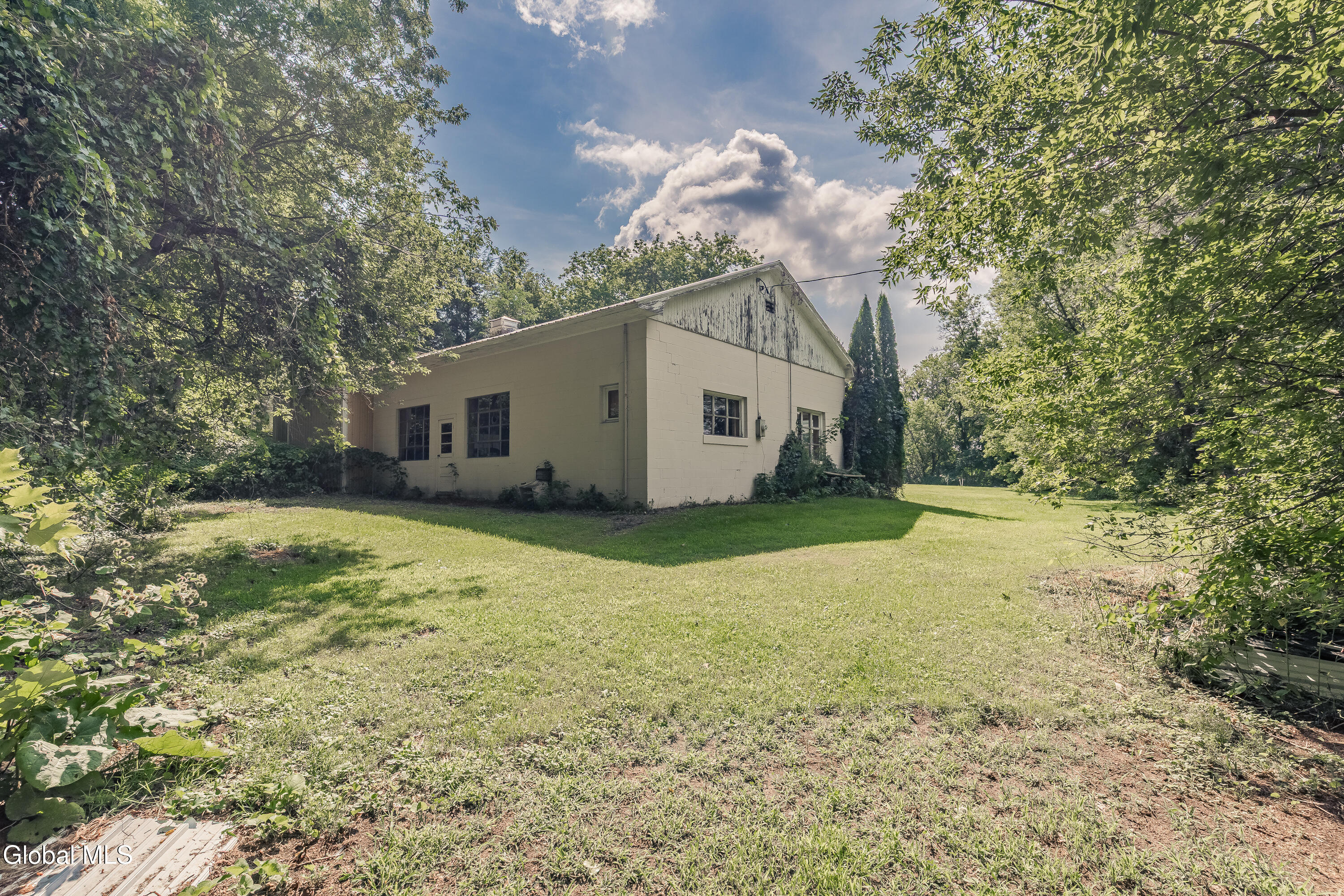 L11 New York 30a Streeter Road Fonda NY 12068