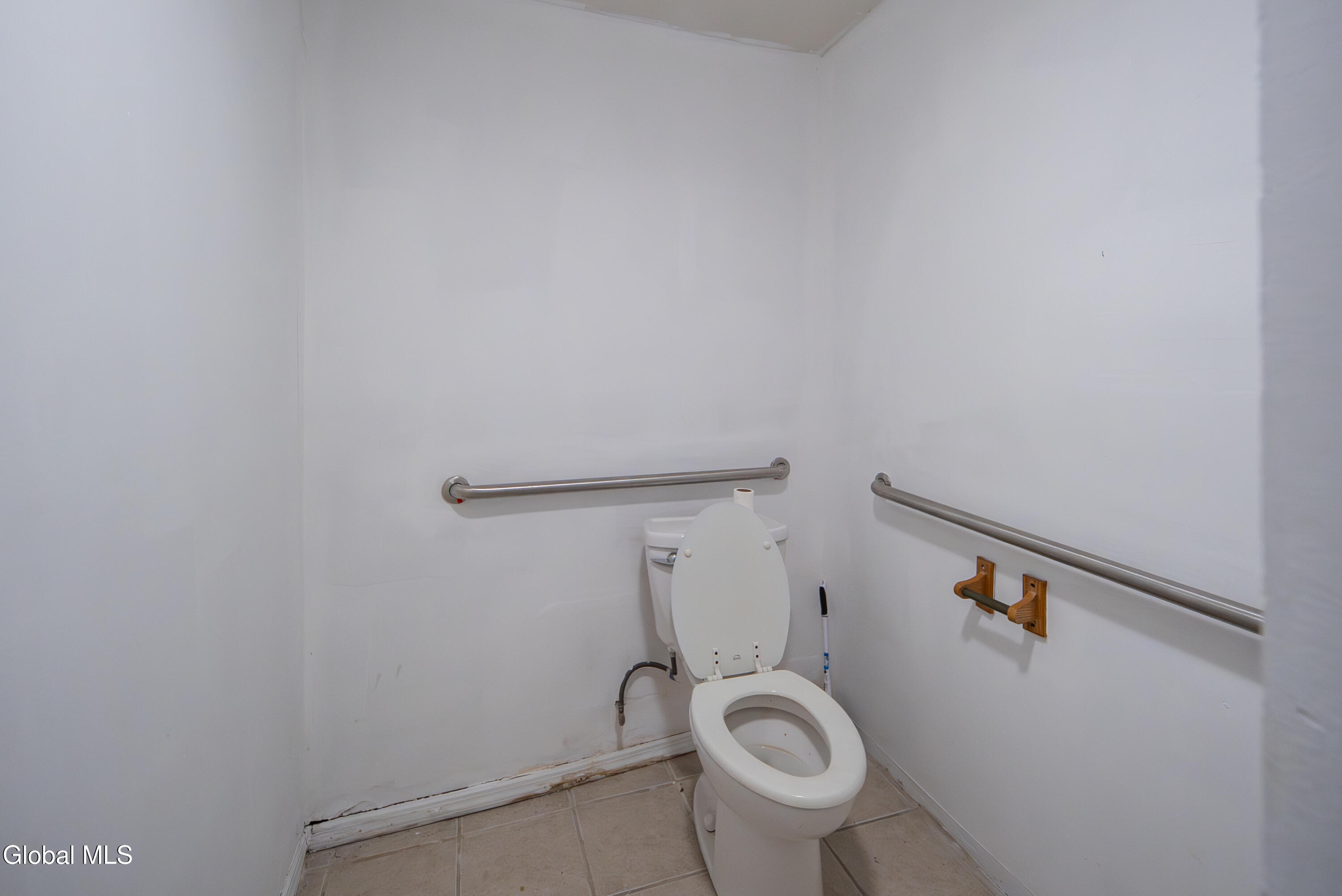 184 Central Avenue Albany NY 12206