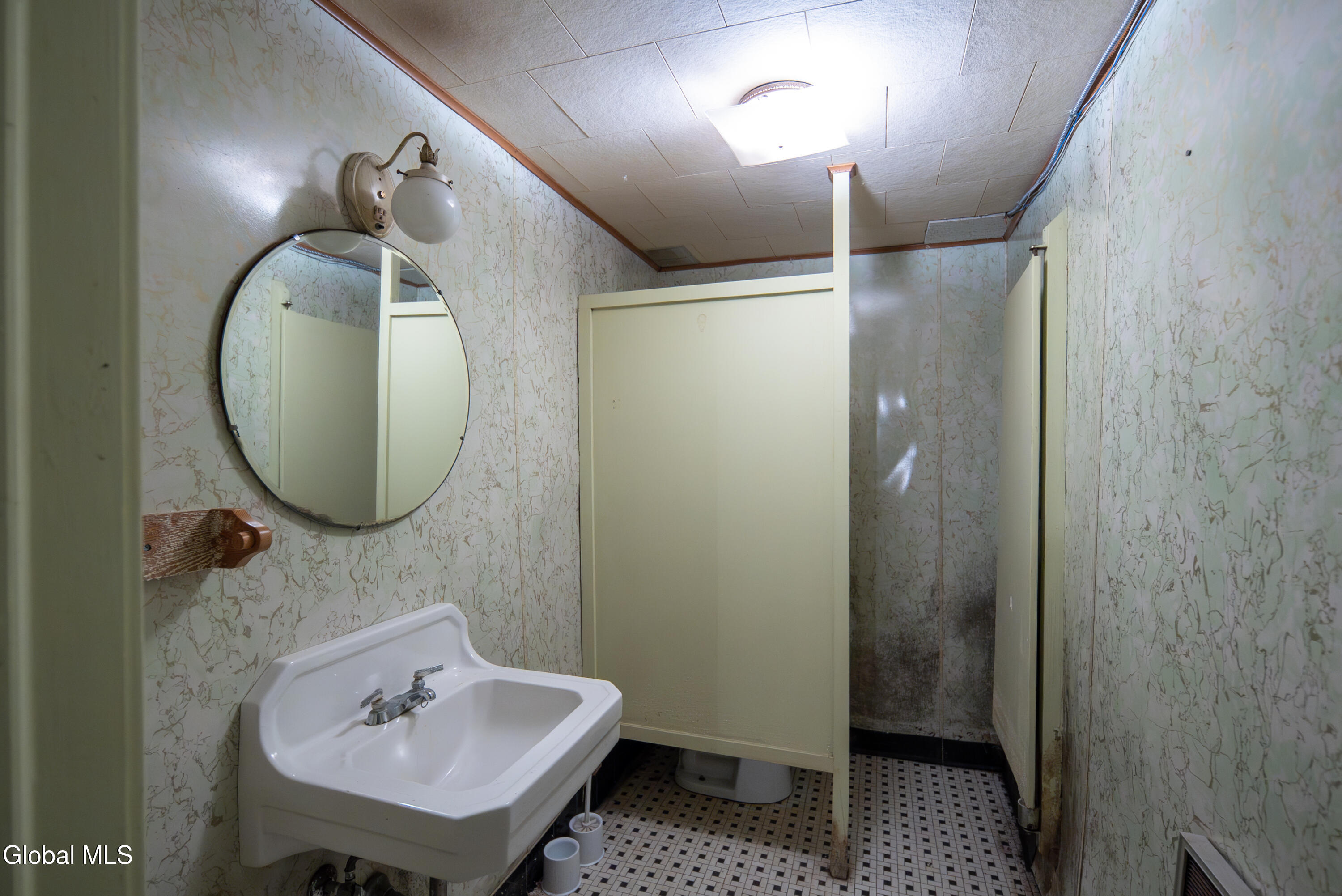 184 Central Avenue Albany NY 12206