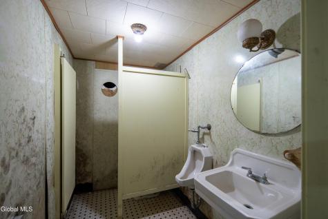 184 Central Avenue Albany NY 12206