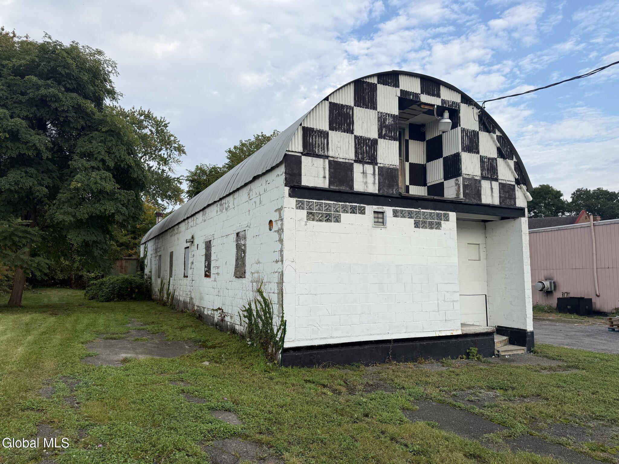 175 W Main Street Amsterdam NY 12010