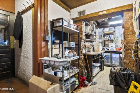 465 Madison Avenue Albany NY 12210