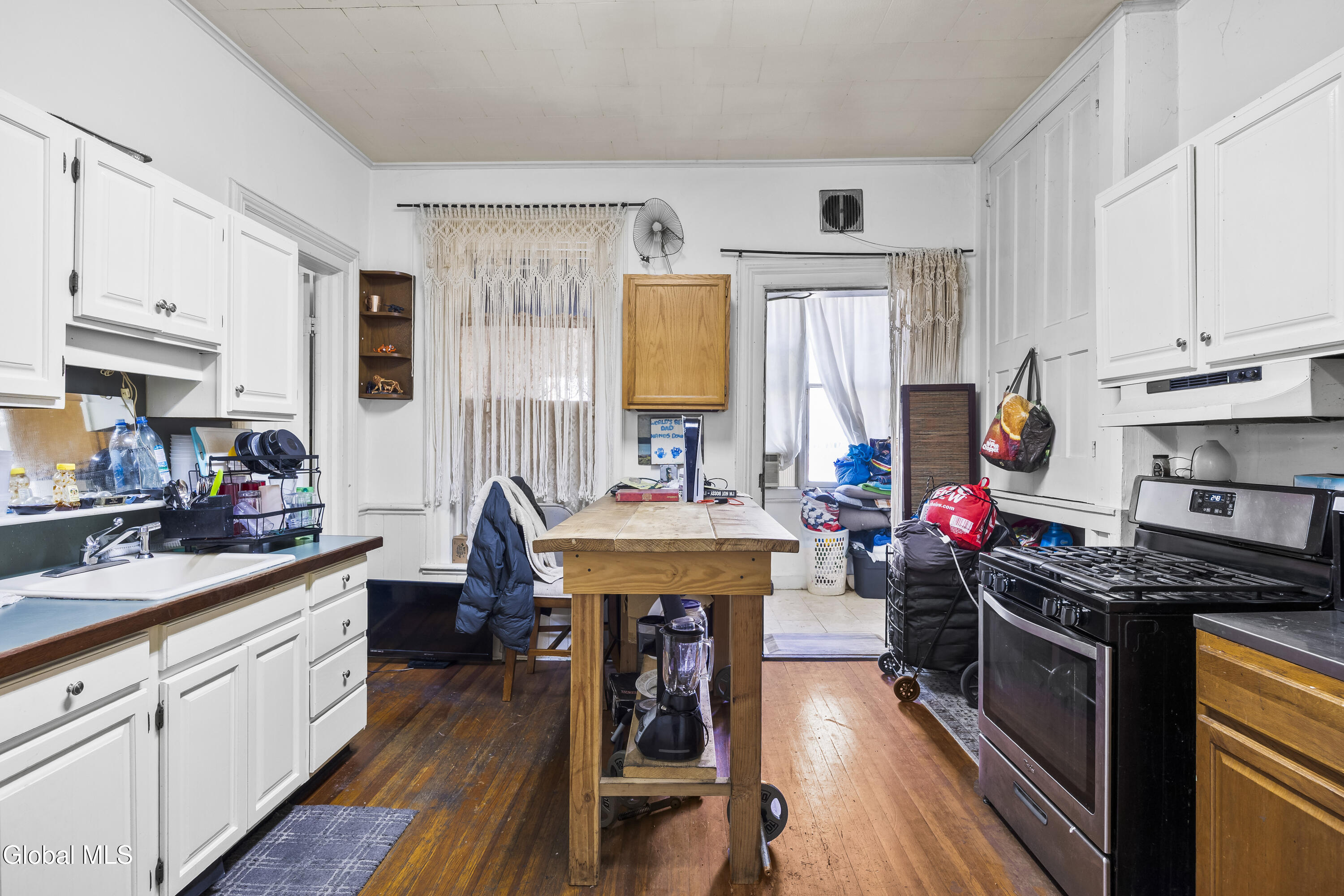 465 Madison Avenue Albany NY 12210