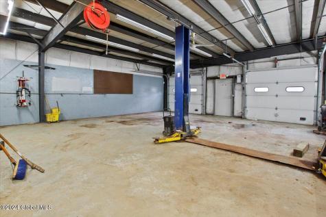 4718 Ny-67 Hoosick Falls NY 12090