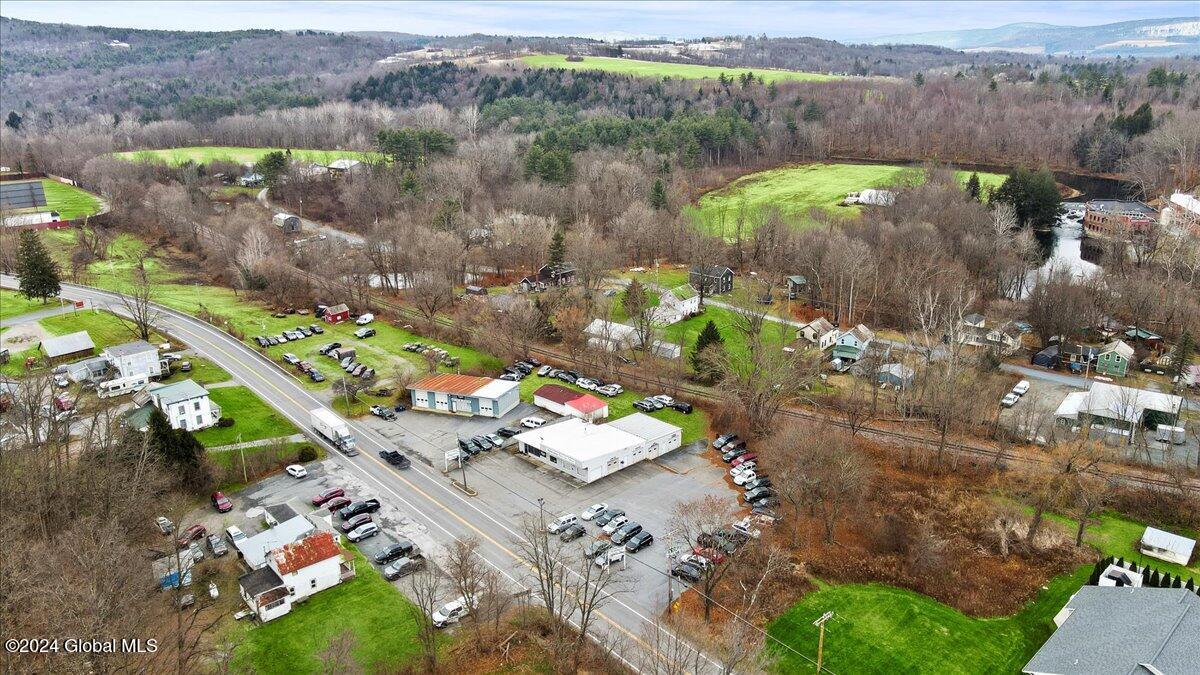 4718 Ny-67 Hoosick Falls NY 12090