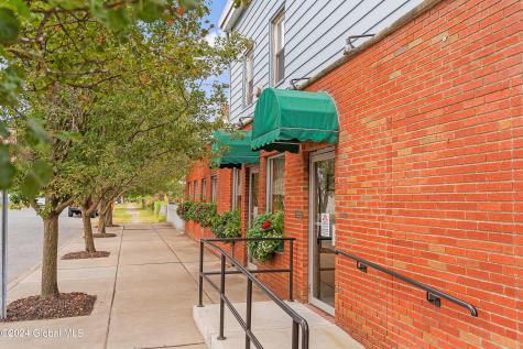 853 4th Avenue Troy NY 12182