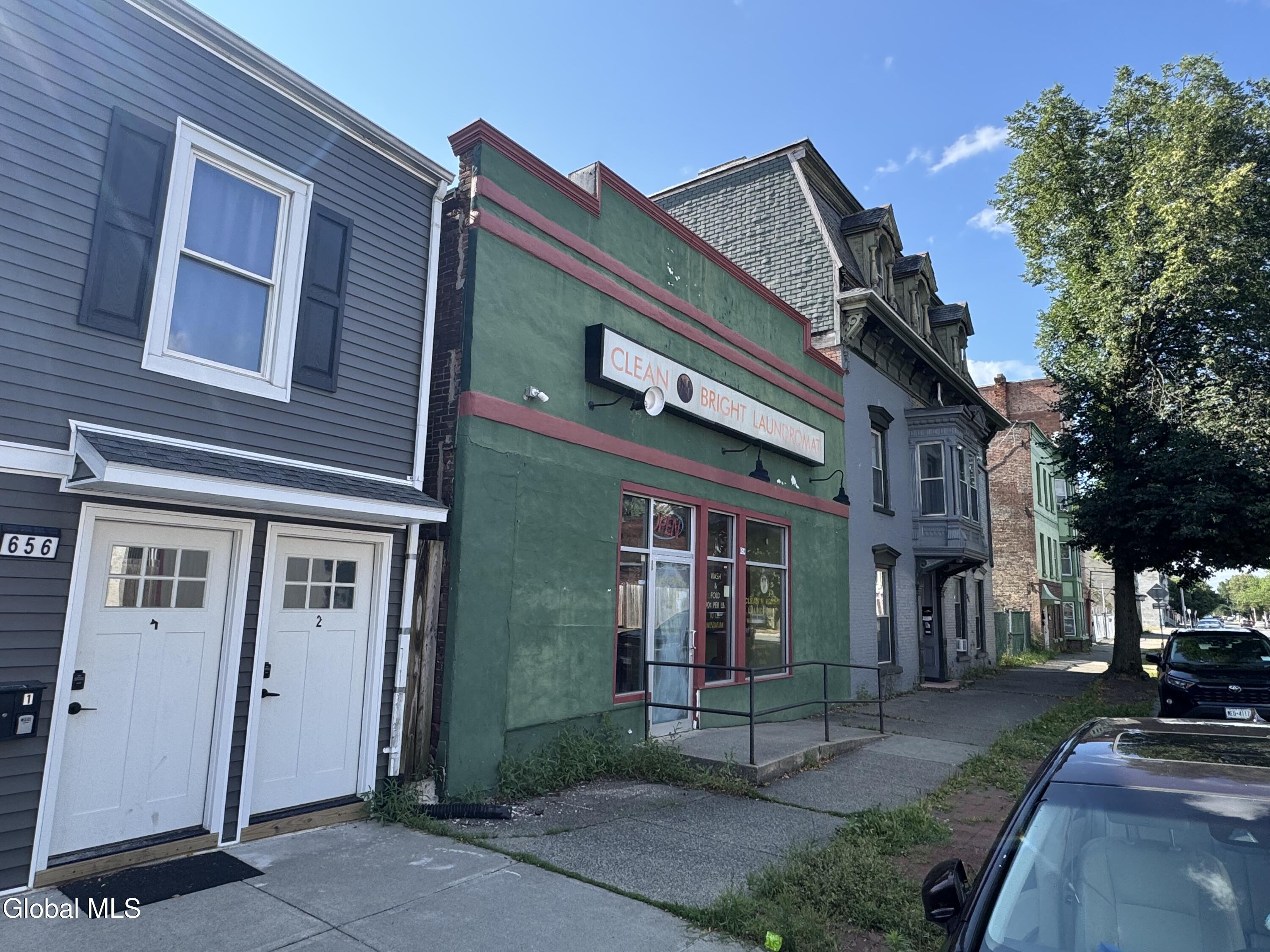 654 2nd Avenue Troy NY 12182