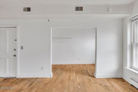 418 Madison Avenue Albany NY 12210