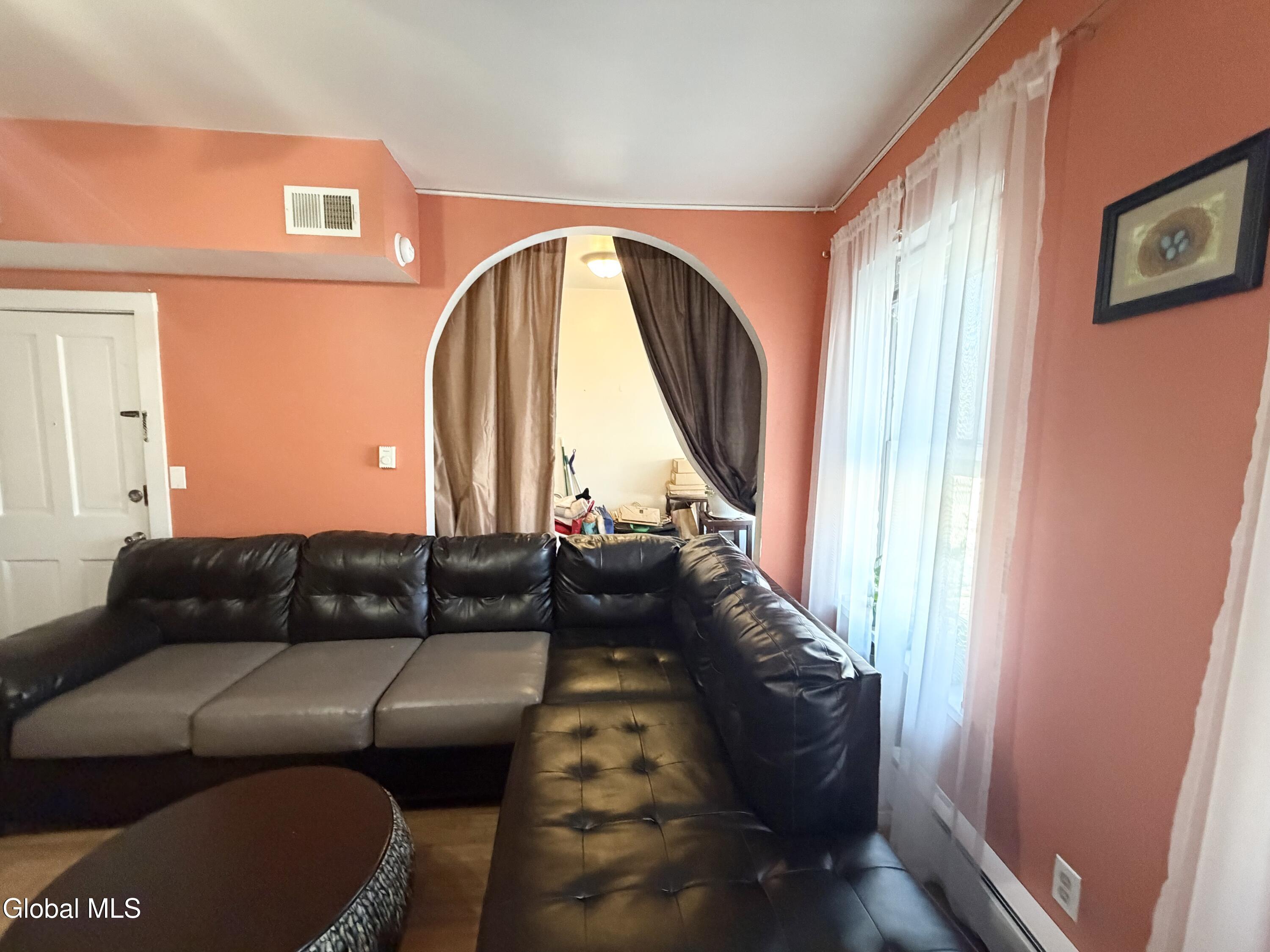 418 Madison Avenue Albany NY 12210