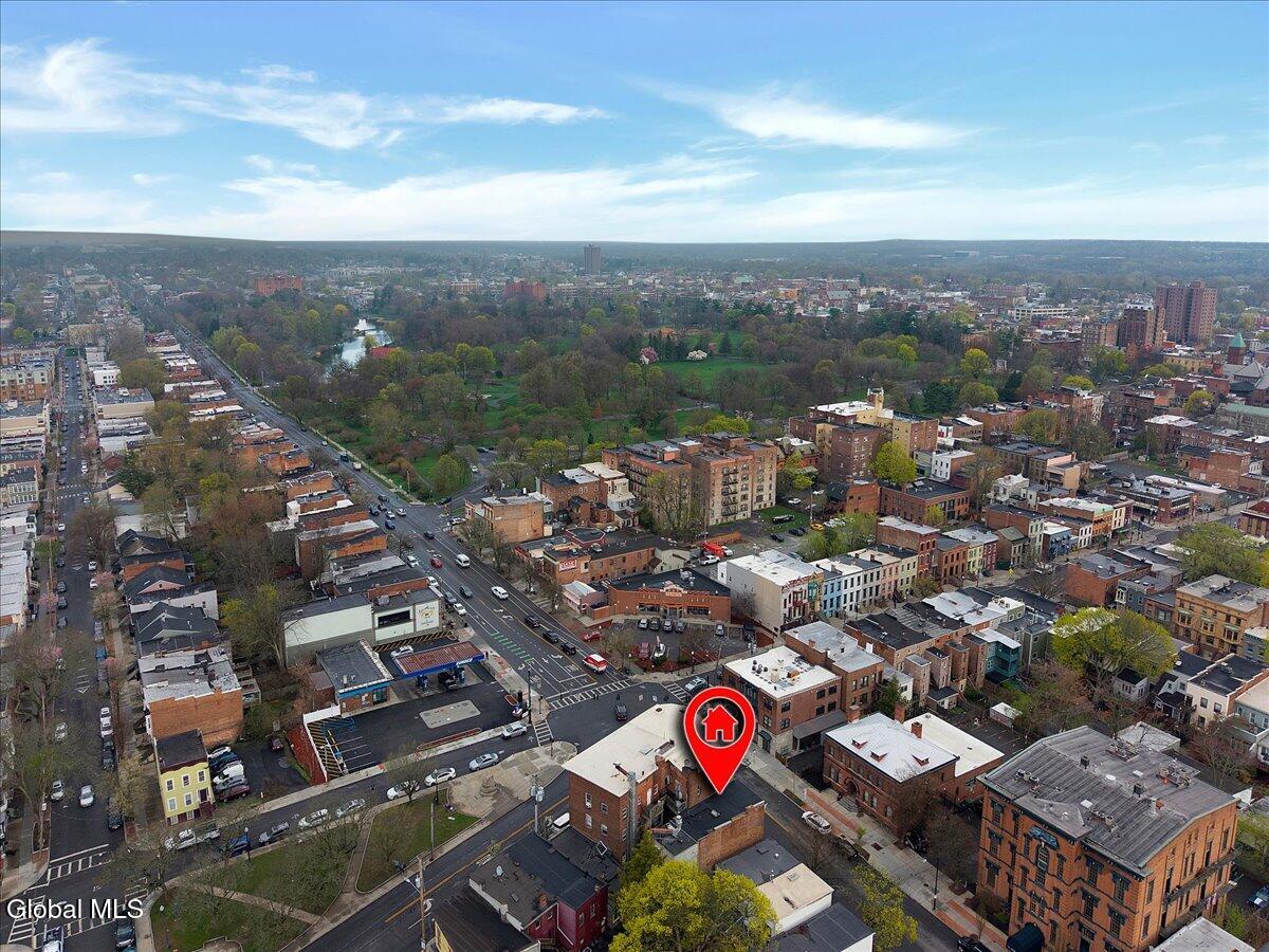 418 Madison Avenue Albany NY 12210