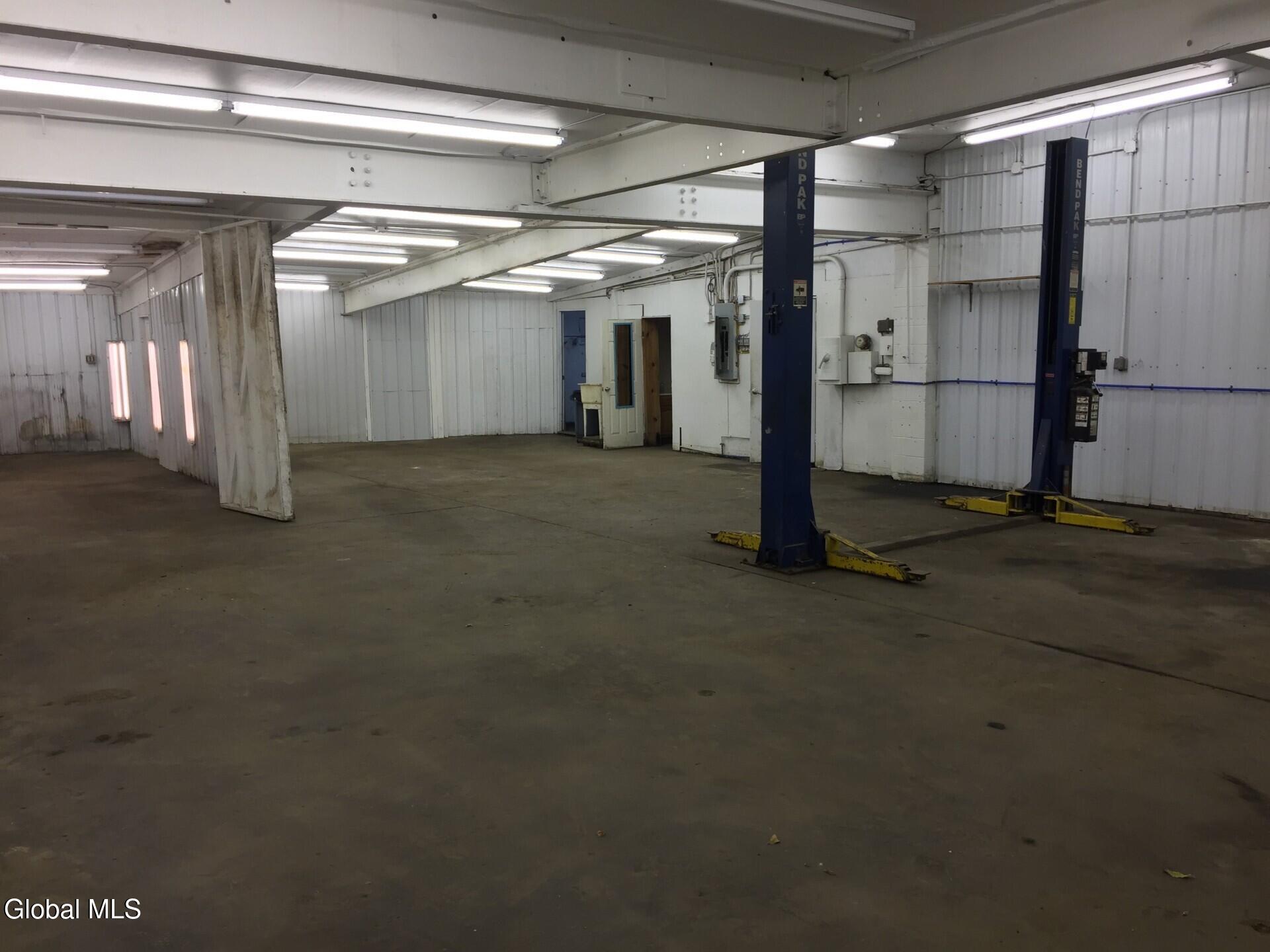 814 Broadway Schenectady NY 12305