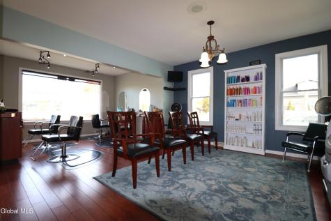 2732 Guilderland Avenue Schenectady NY 12306