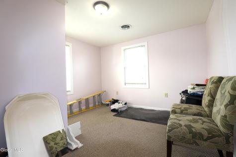 2732 Guilderland Avenue Schenectady NY 12306