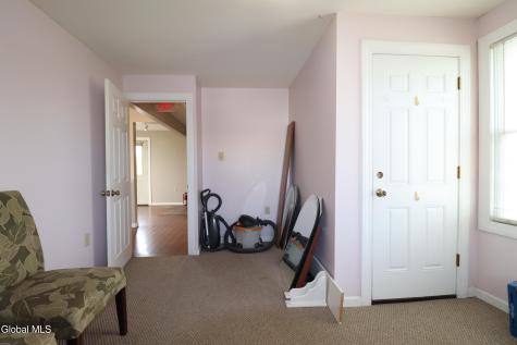 2732 Guilderland Avenue Schenectady NY 12306
