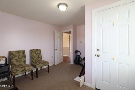 2732 Guilderland Avenue Schenectady NY 12306
