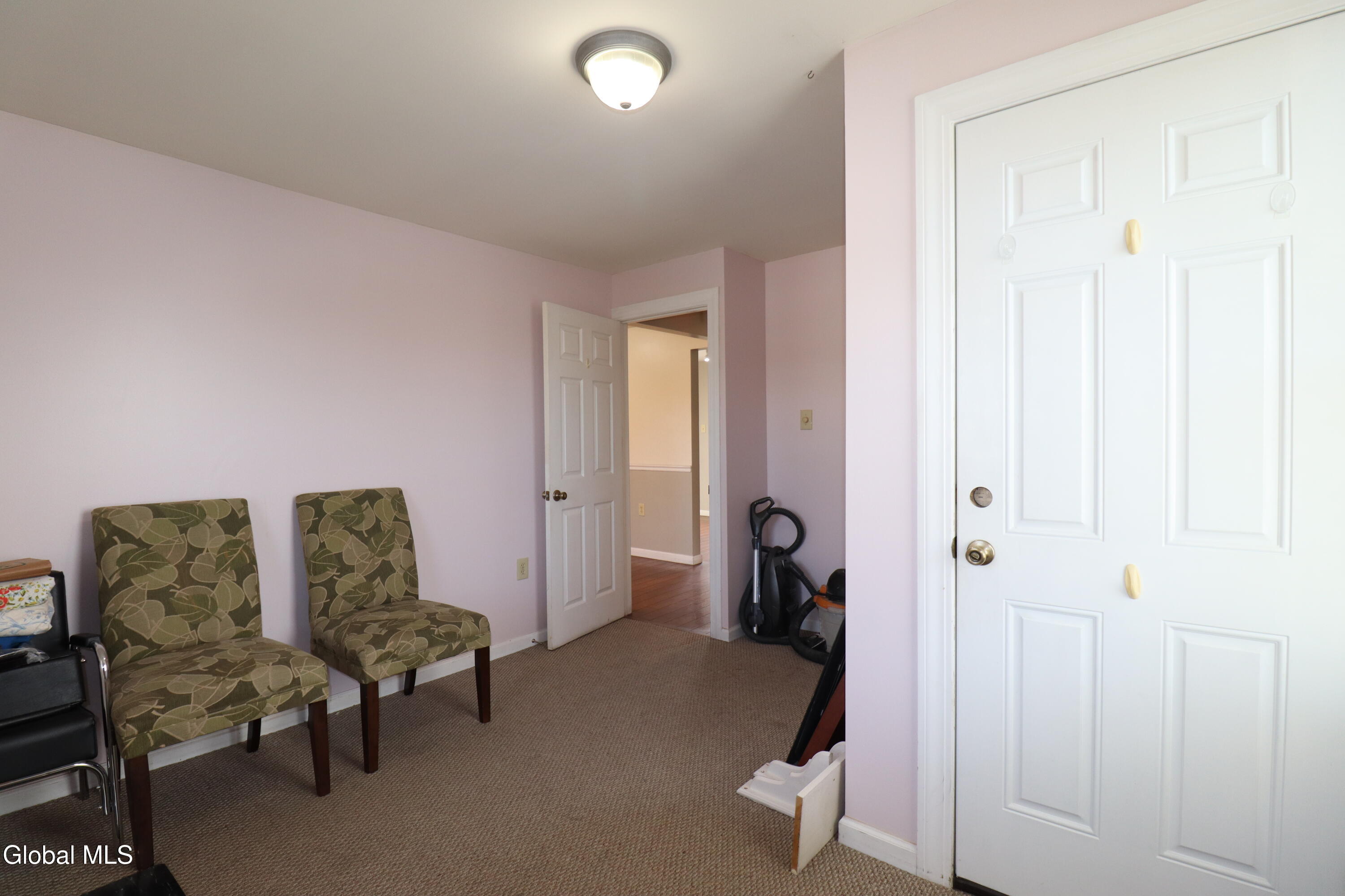 2732 Guilderland Avenue Schenectady NY 12306